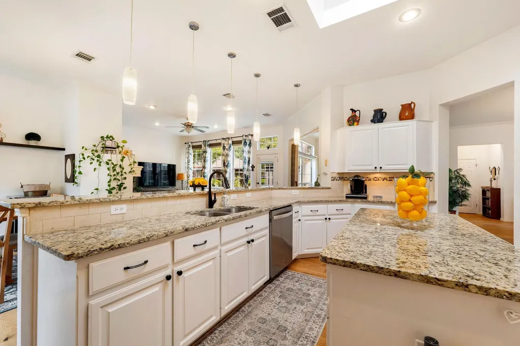 4010 Halfway Cove Round Rock TX 78681