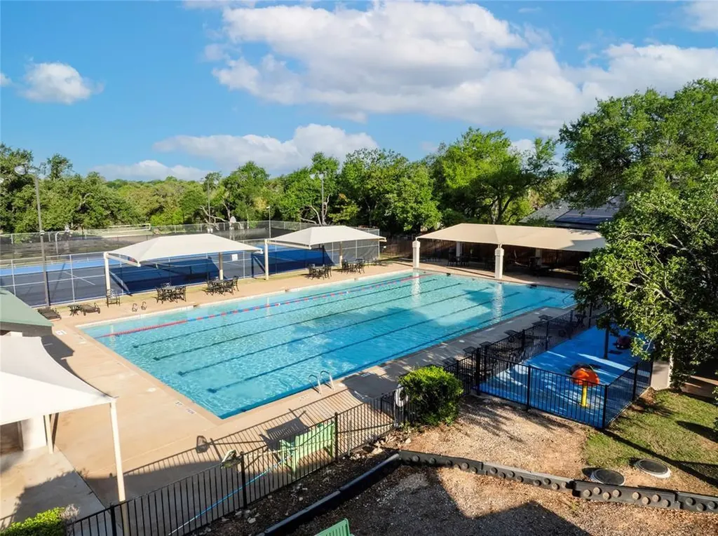 4010 Halfway Cove Round Rock TX 78681