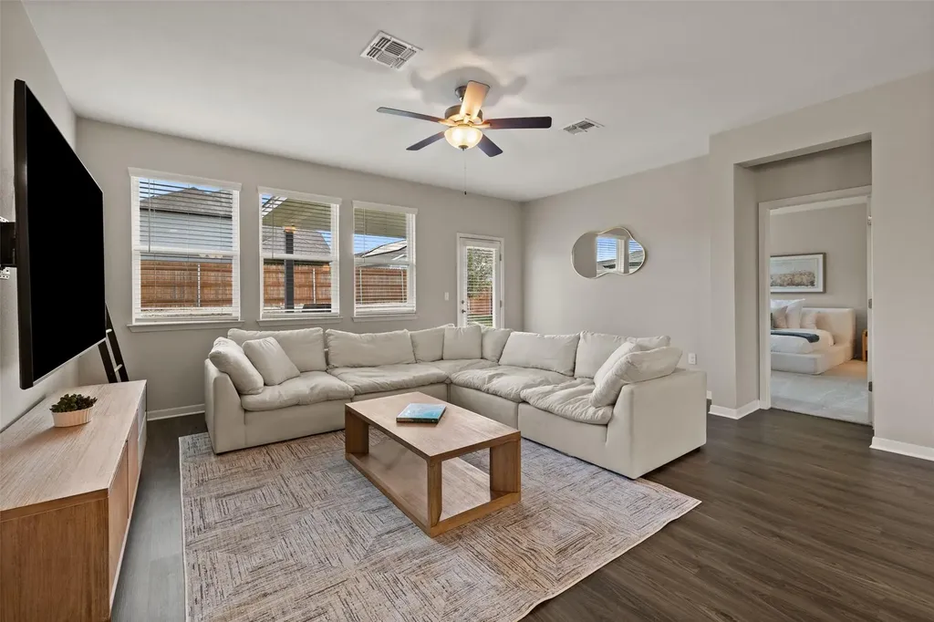 9809 Eloquence Drive Manor TX 78653