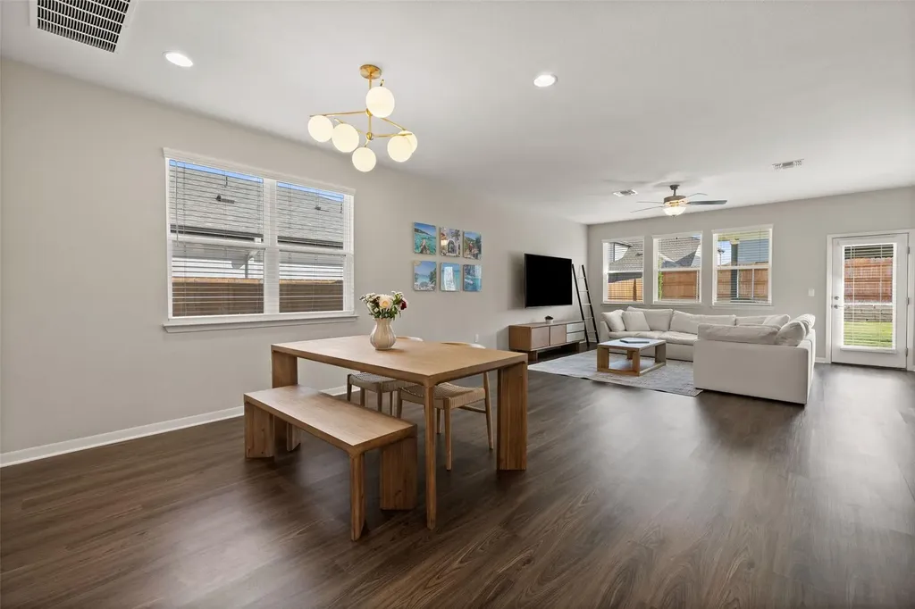 9809 Eloquence Drive Manor TX 78653