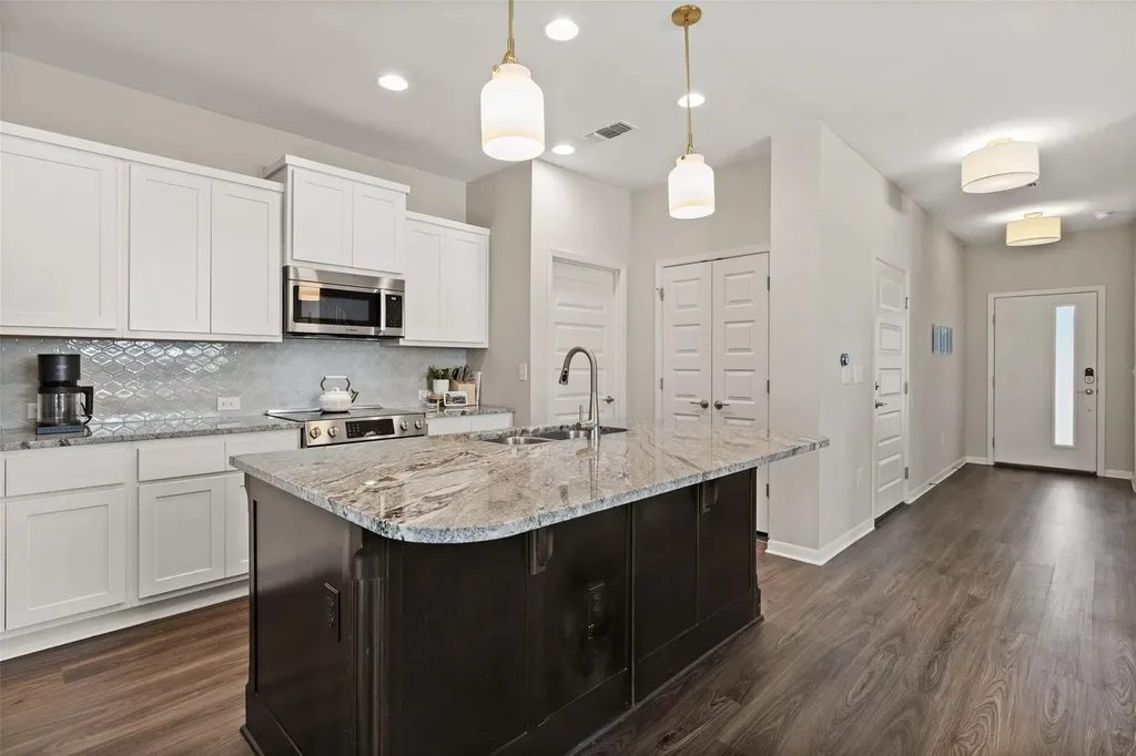 9809 Eloquence Drive Manor TX 78653
