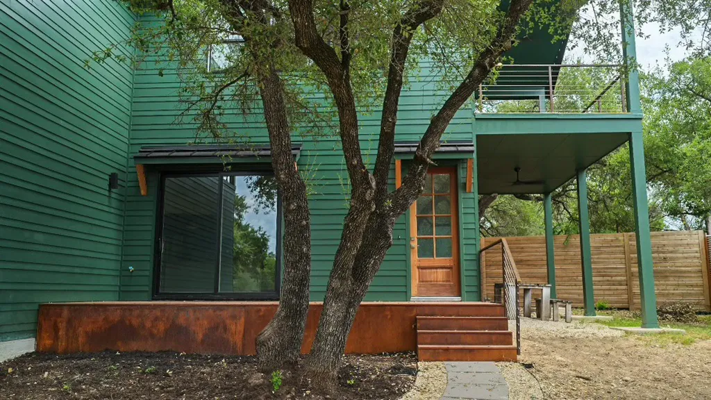 1301 Minnie Drive Austin TX 78732