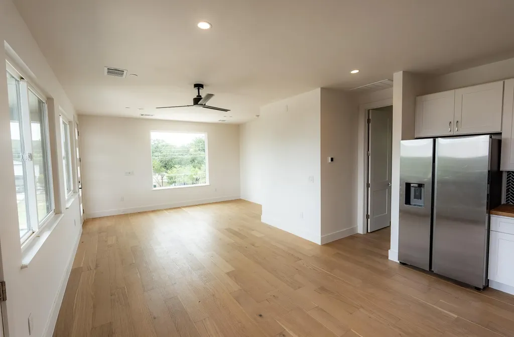 1301 Minnie Drive Austin TX 78732