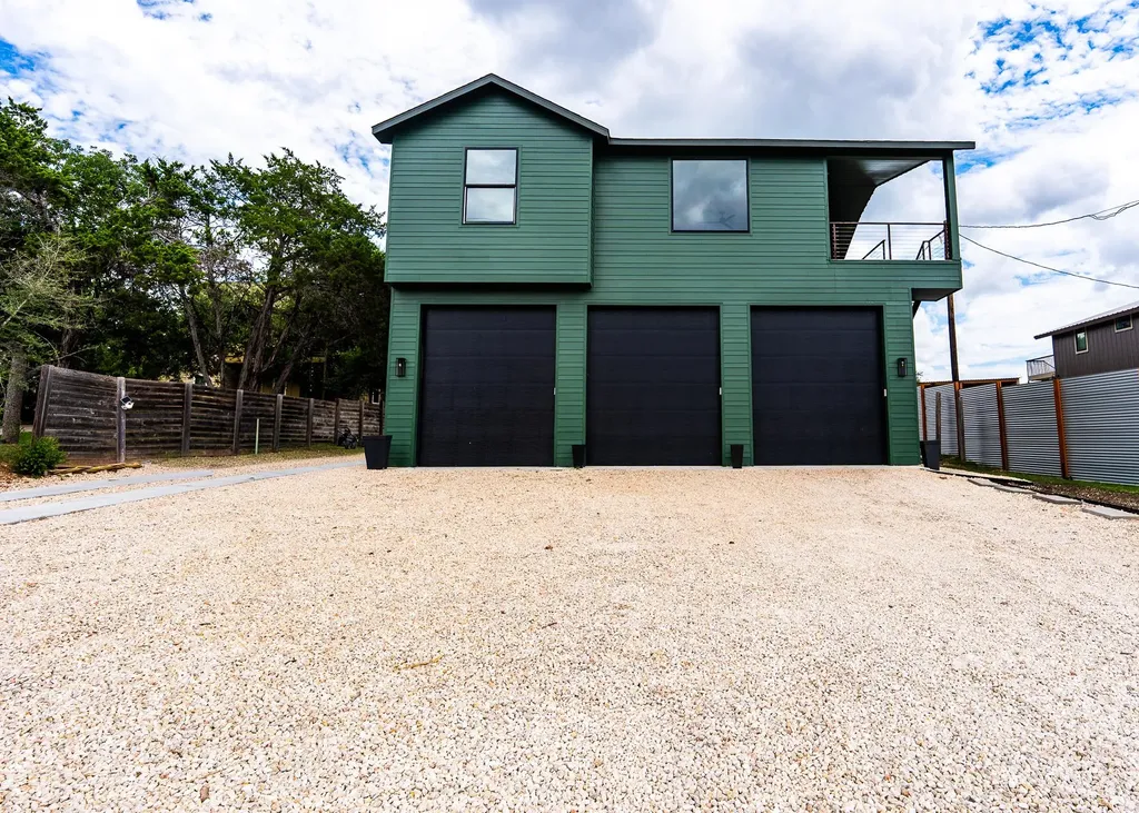 1301 Minnie Drive Austin TX 78732