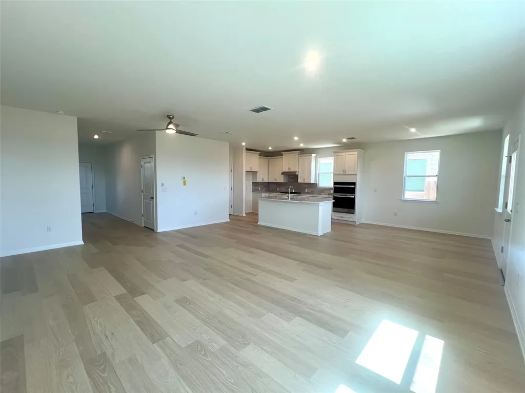 492 Young Street Buda TX 78610