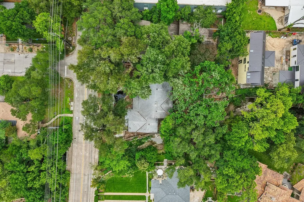 801 E 32nd Street Austin TX 78705