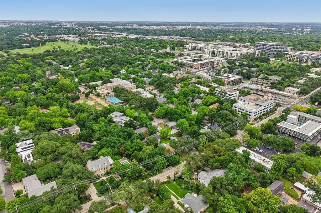 801 E 32nd Street Austin TX 78705
