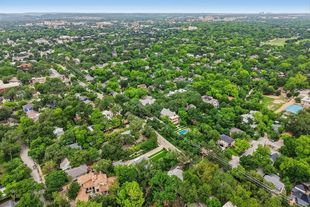 801 E 32nd Street Austin TX 78705