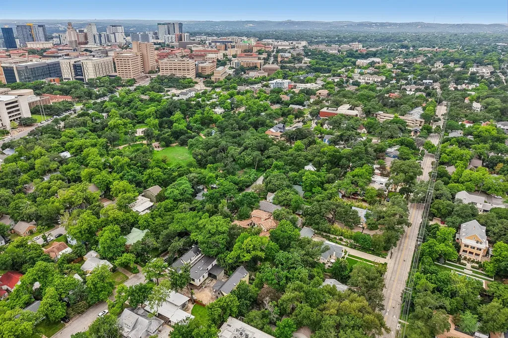 801 E 32nd Street Austin TX 78705