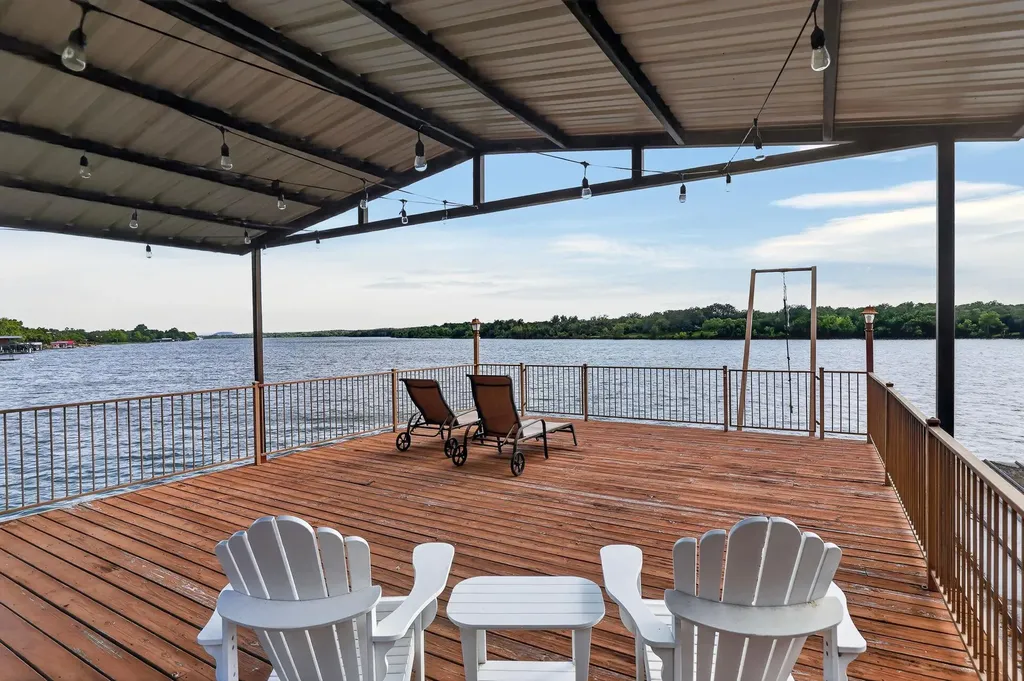 1002 Scenic Loop Kingsland TX 78639