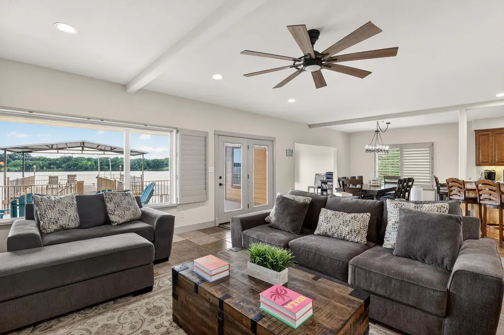 1002 Scenic Loop Kingsland TX 78639