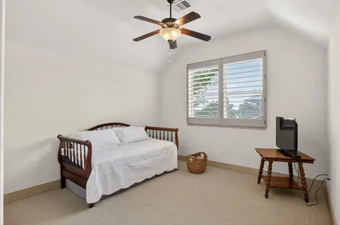 1002 Scenic Loop Kingsland TX 78639