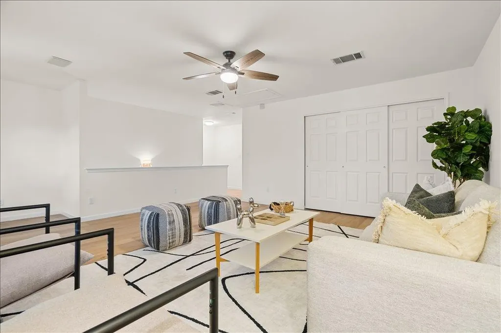2524 Lavendale Court Austin TX 78748