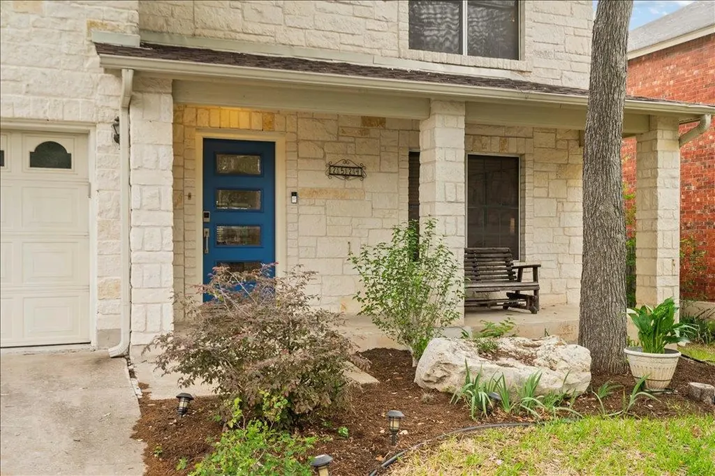 2524 Lavendale Court Austin TX 78748
