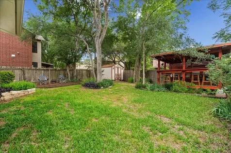 2524 Lavendale Court Austin TX 78748