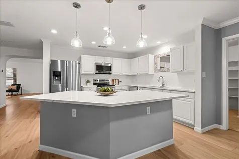 2524 Lavendale Court Austin TX 78748