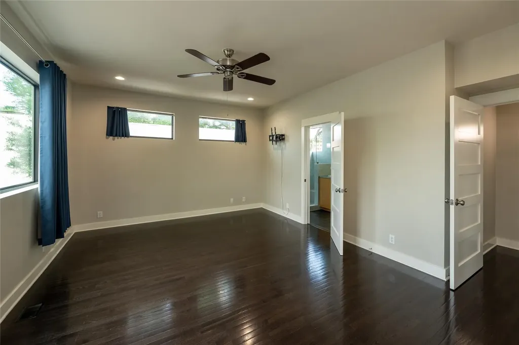 2103 Kinney Avenue Austin TX 78704