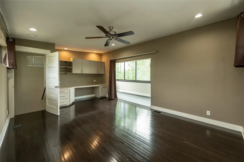 2103 Kinney Avenue Austin TX 78704