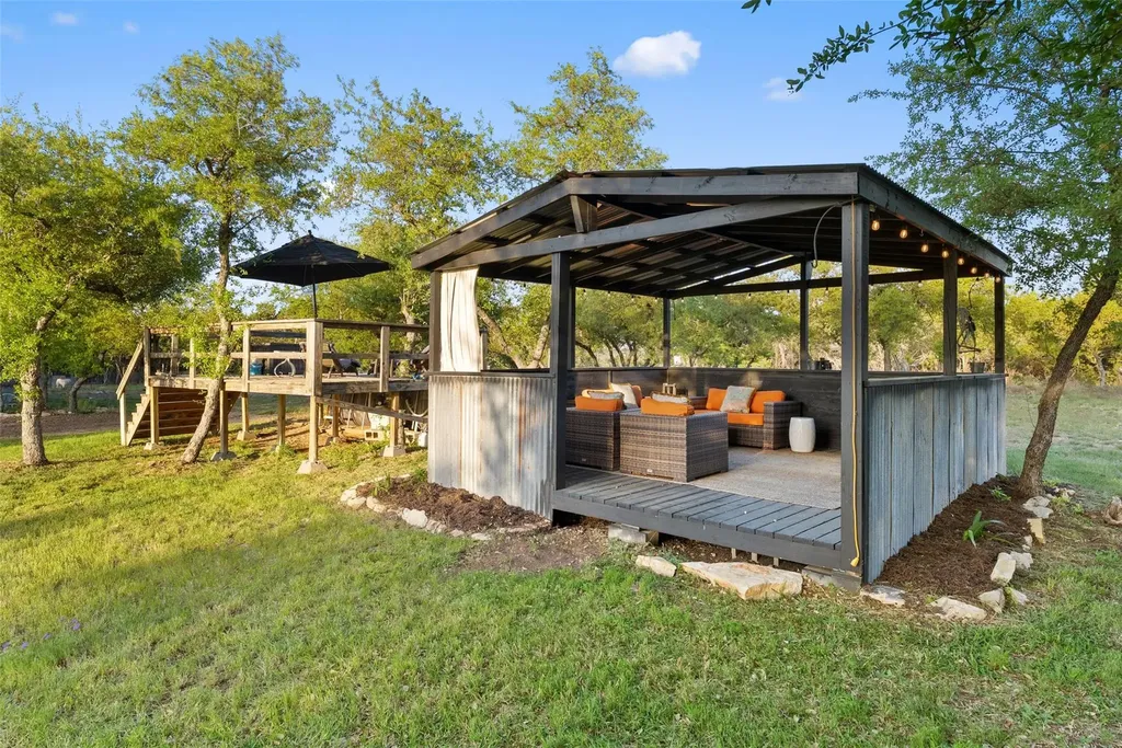 2025 Cripple Creek Stage Road Dripping Springs TX 78620