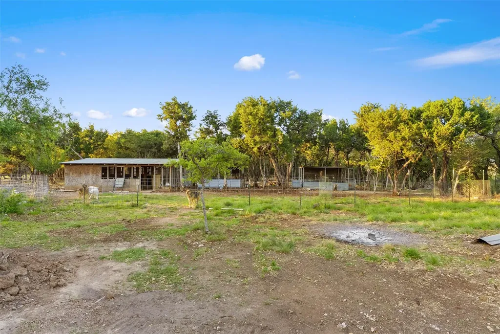 2025 Cripple Creek Stage Road Dripping Springs TX 78620