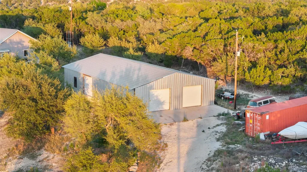 2025 Cripple Creek Stage Road Dripping Springs TX 78620