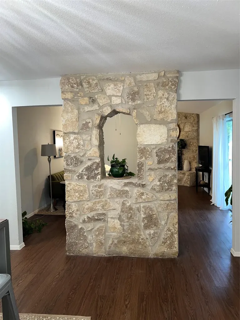 3403 Burliegh Cove Austin TX 78745