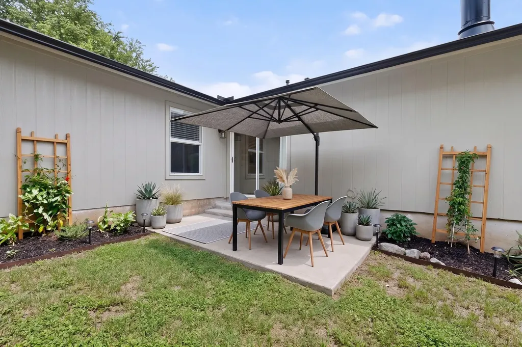3403 Burliegh Cove Austin TX 78745