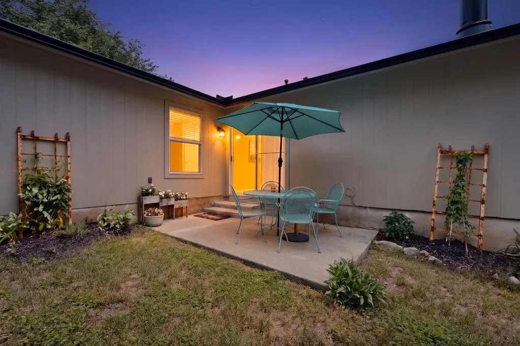 3403 Burliegh Cove Austin TX 78745