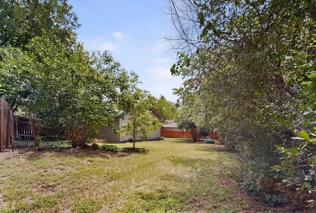 3403 Burliegh Cove Austin TX 78745
