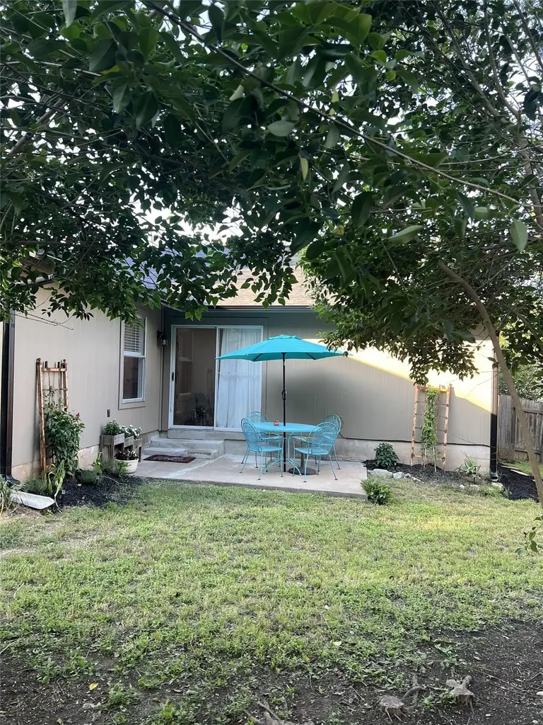 3403 Burliegh Cove Austin TX 78745