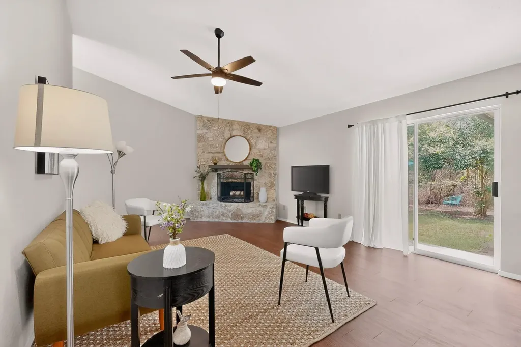 3403 Burliegh Cove Austin TX 78745