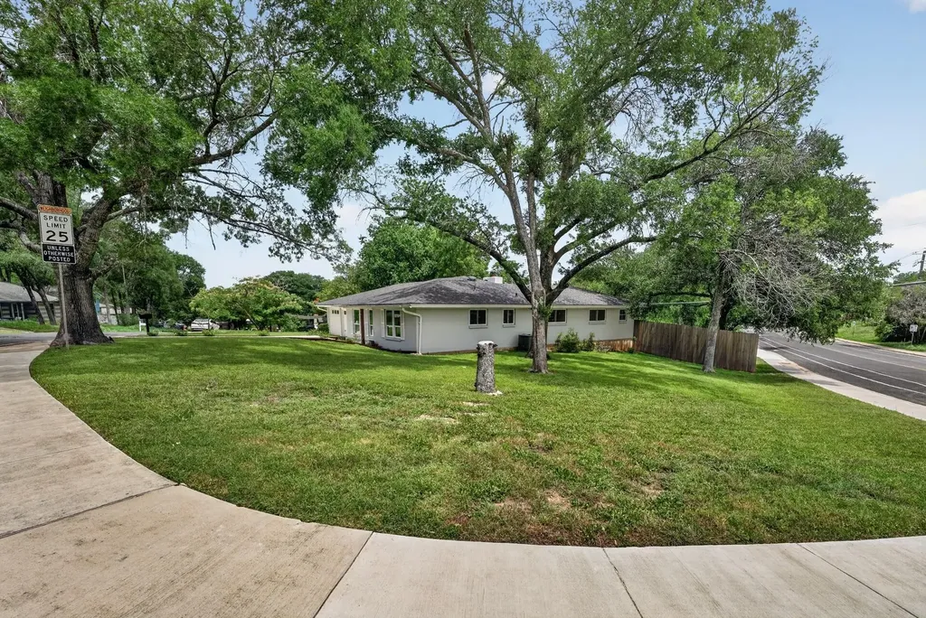 6501 Willamette Drive Austin TX 78723