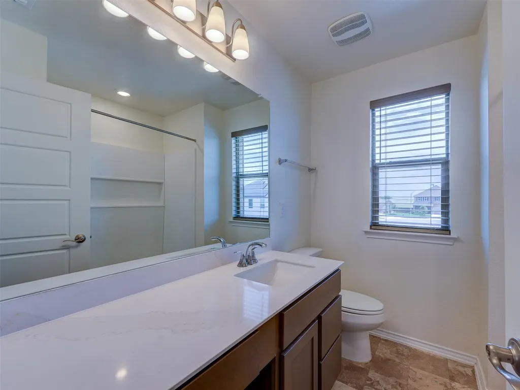 18517 Spotted Eagle Lane Elgin TX 78621
