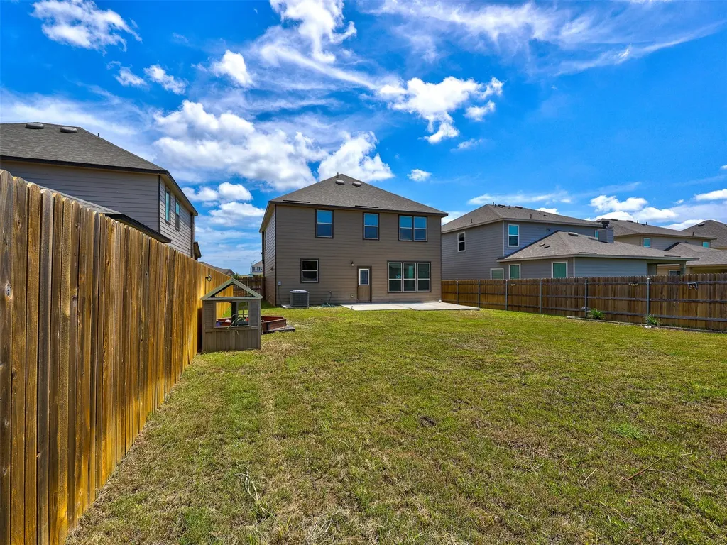 18517 Spotted Eagle Lane Elgin TX 78621