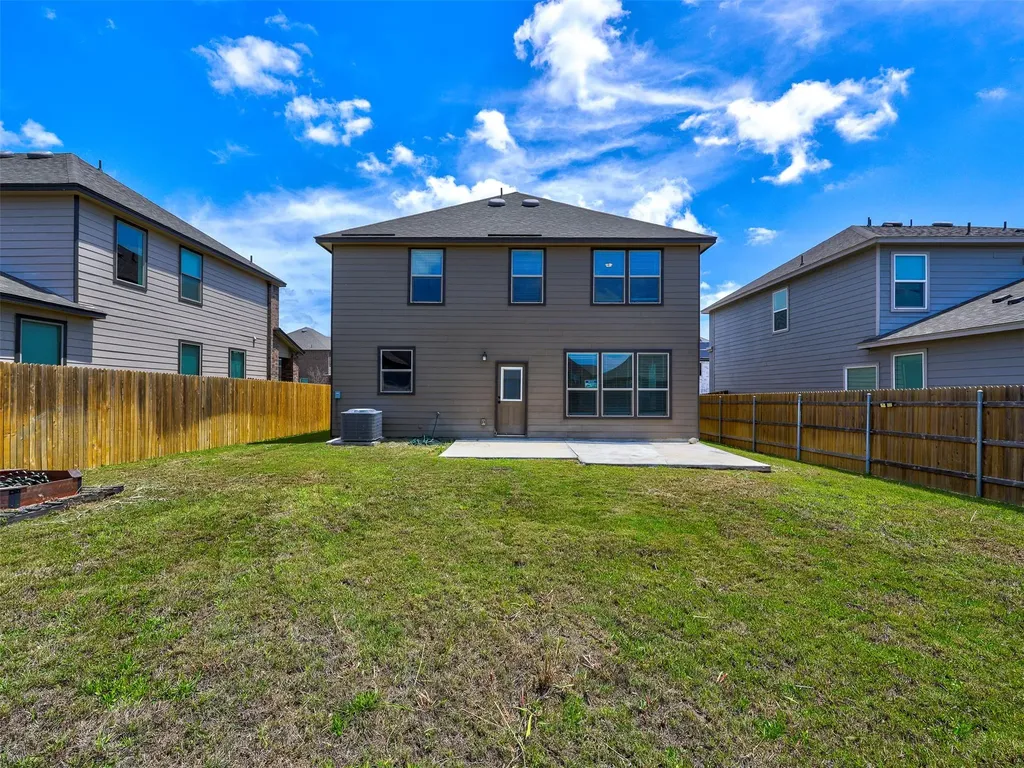 18517 Spotted Eagle Lane Elgin TX 78621