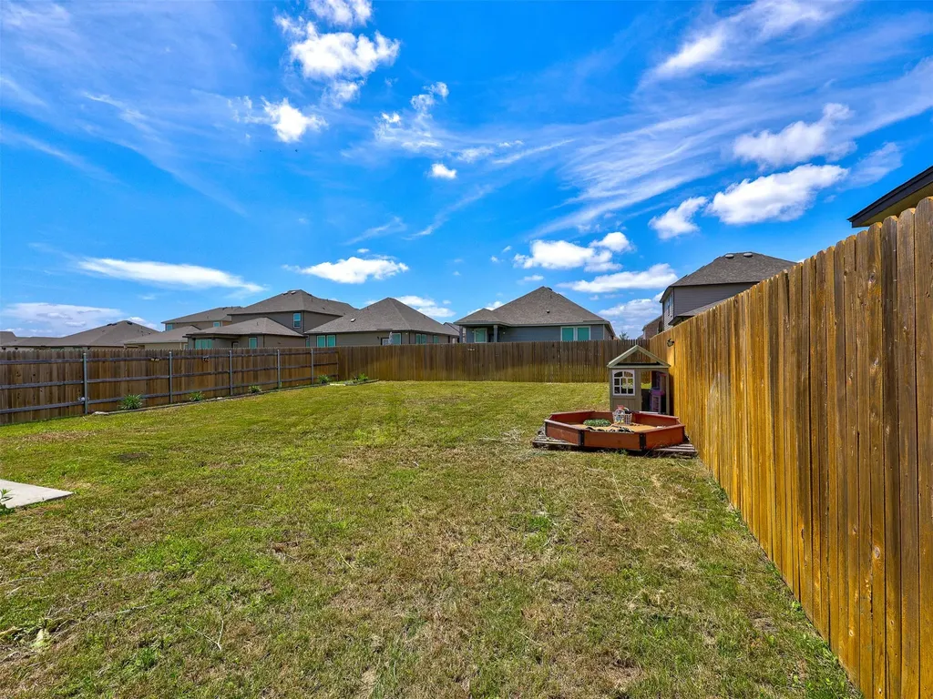 18517 Spotted Eagle Lane Elgin TX 78621