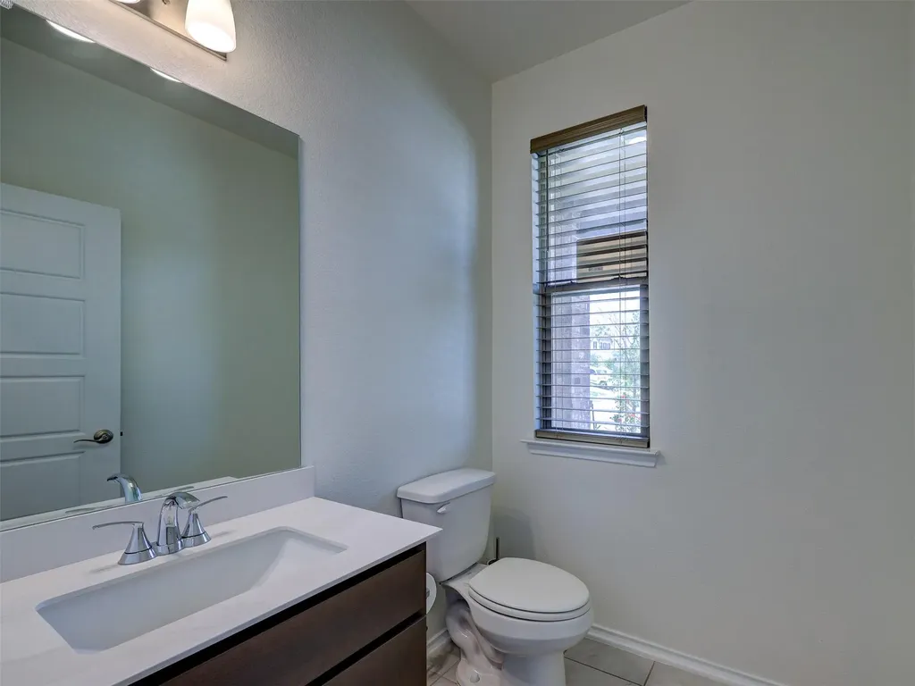 18517 Spotted Eagle Lane Elgin TX 78621