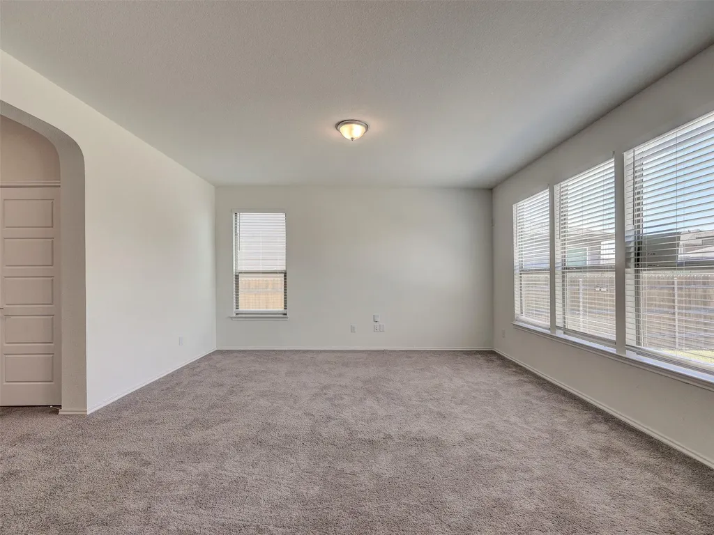 18517 Spotted Eagle Lane Elgin TX 78621