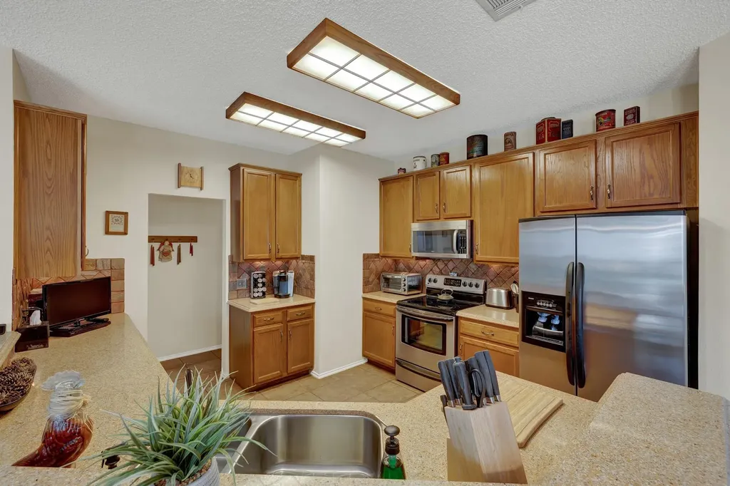 6661 Ruxton Lane Austin TX 78749