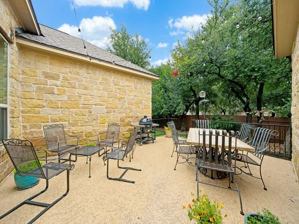14401 Laurinburg Drive Austin TX 78717
