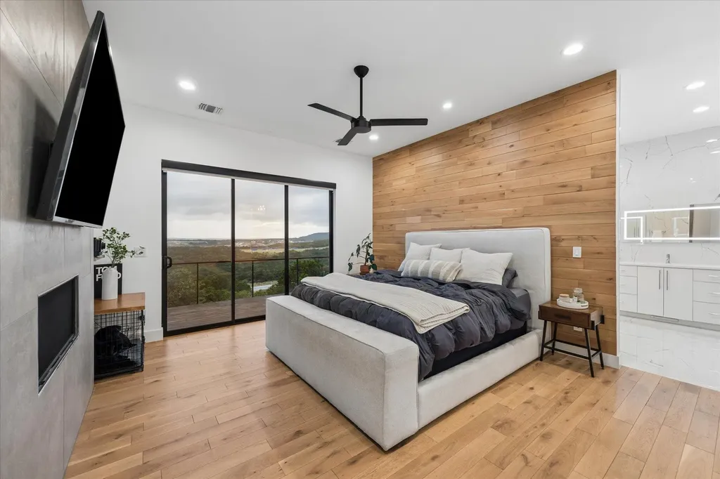 8610 Buffalo Trail Lago Vista TX 78645