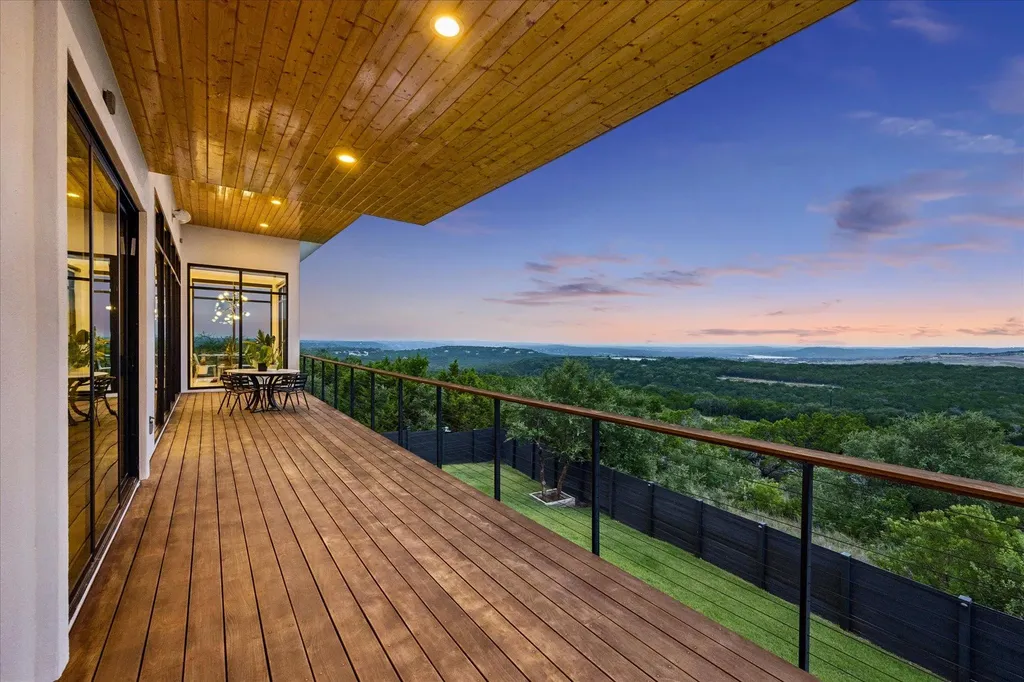 8610 Buffalo Trail Lago Vista TX 78645