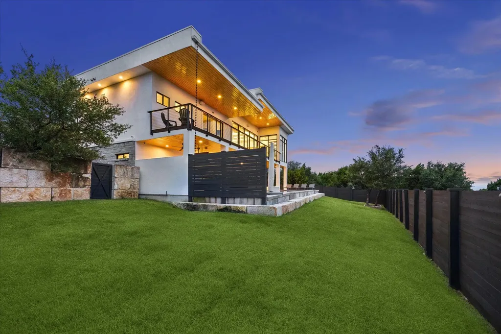 8610 Buffalo Trail Lago Vista TX 78645