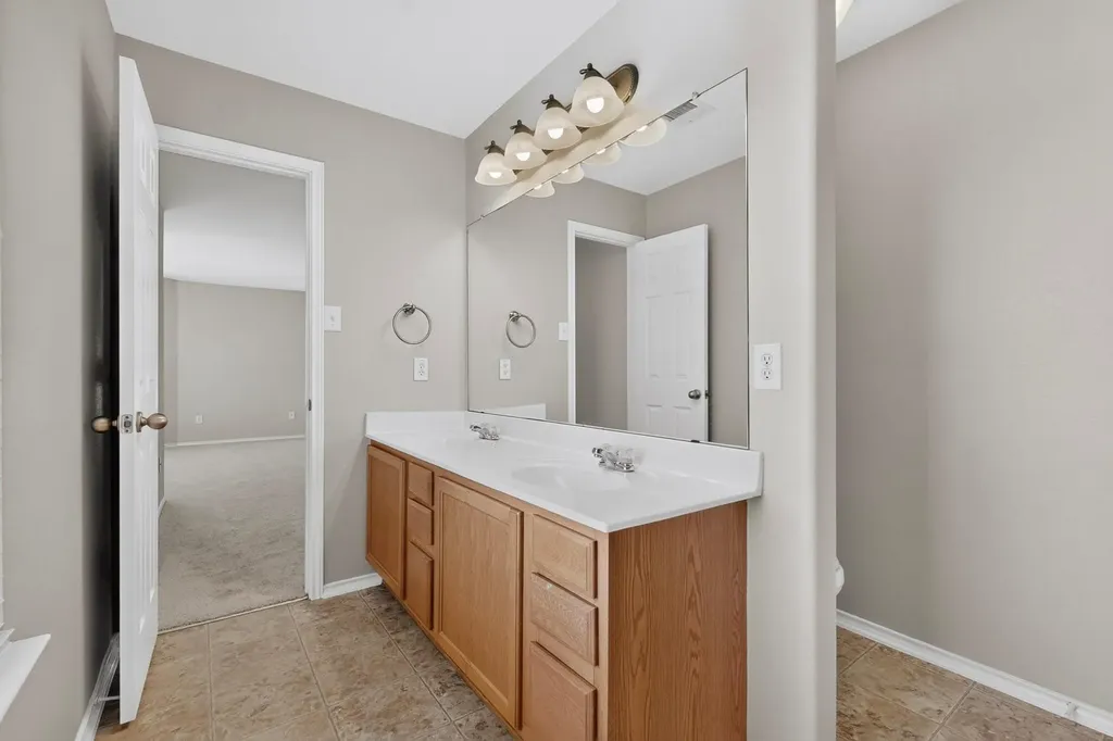 2014 Woodway Drive Leander TX 78641
