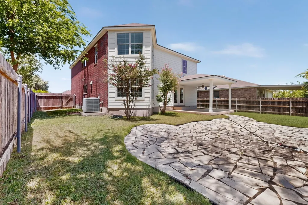 2014 Woodway Drive Leander TX 78641