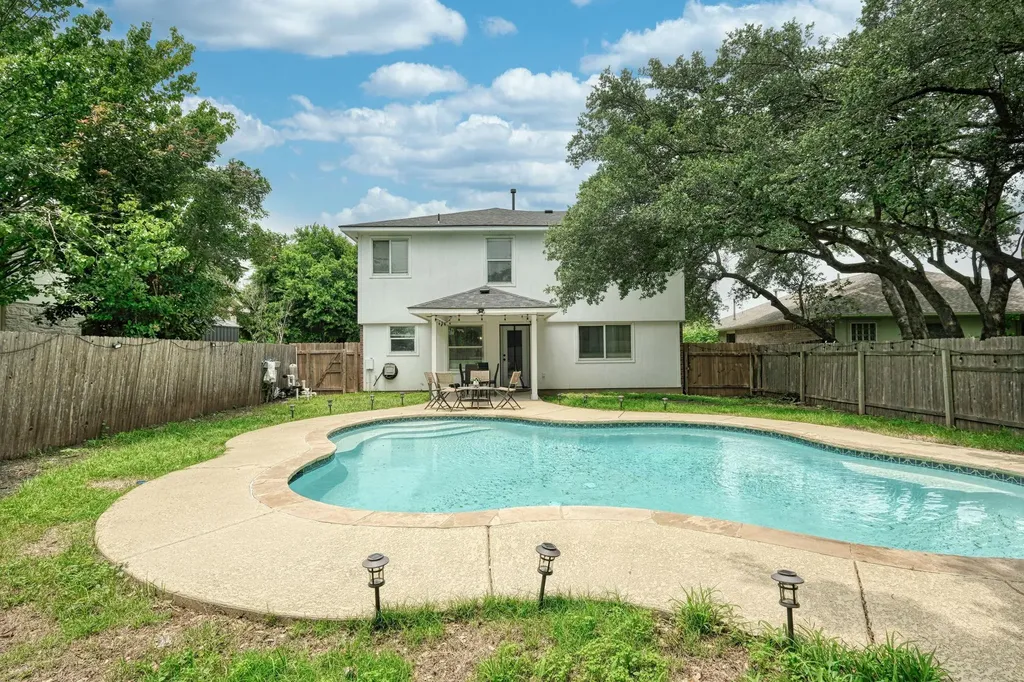 1405 Mojave Bend Leander TX 78641