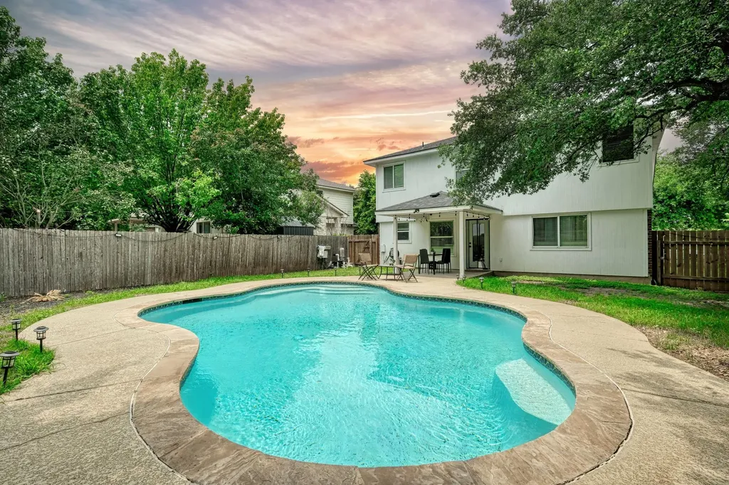 1405 Mojave Bend Leander TX 78641
