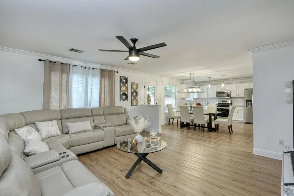 1405 Mojave Bend Leander TX 78641