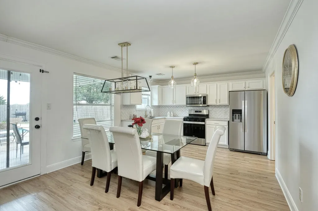 1405 Mojave Bend Leander TX 78641