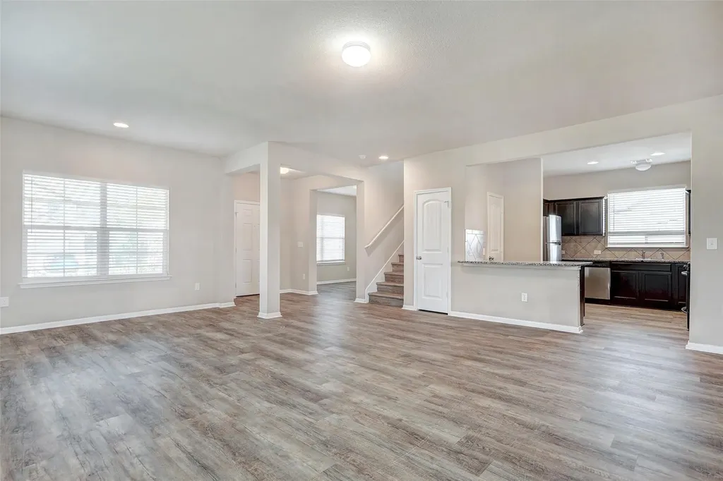 3207 Tilmon Lane Austin TX 78725